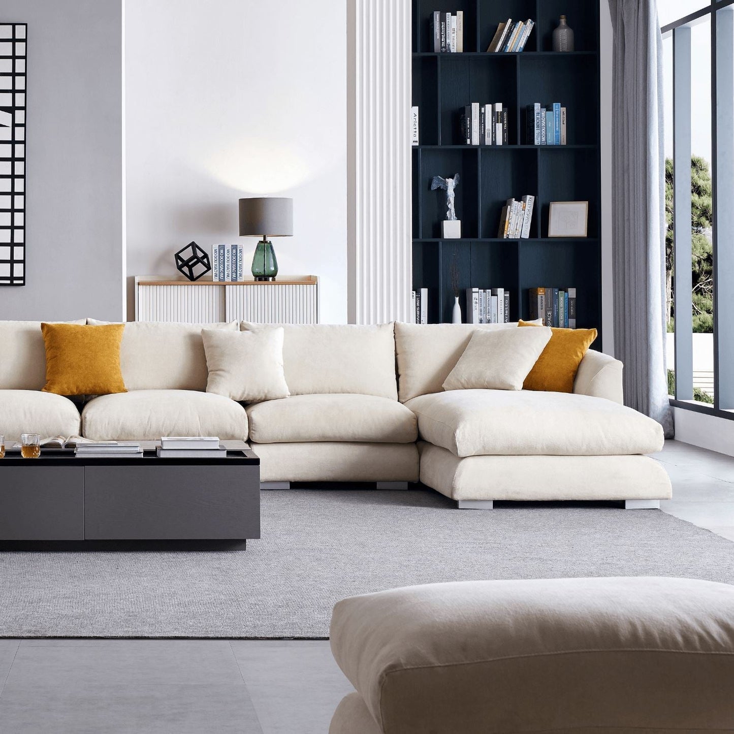 Feathers U-Sectional