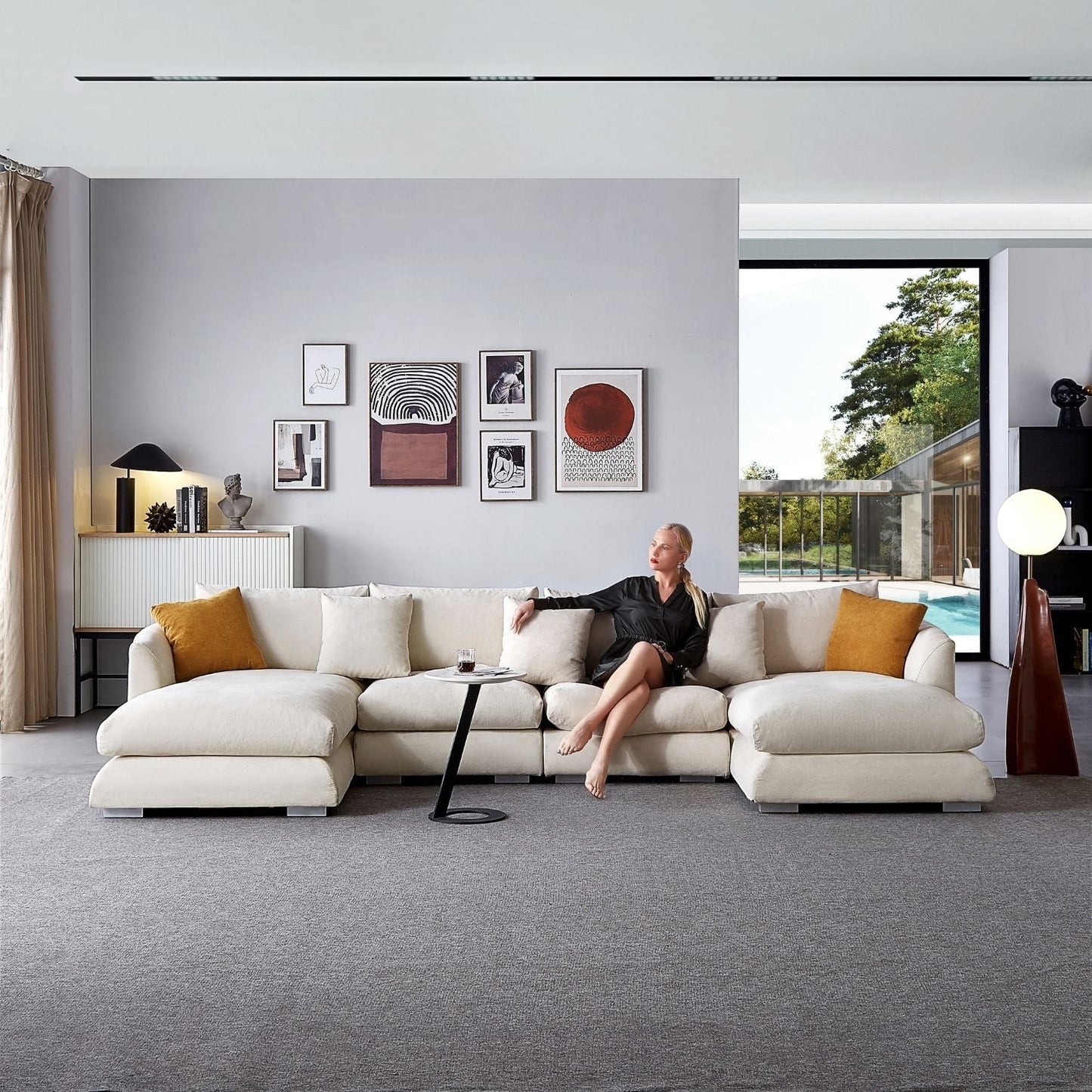 Feathers U-Sectional