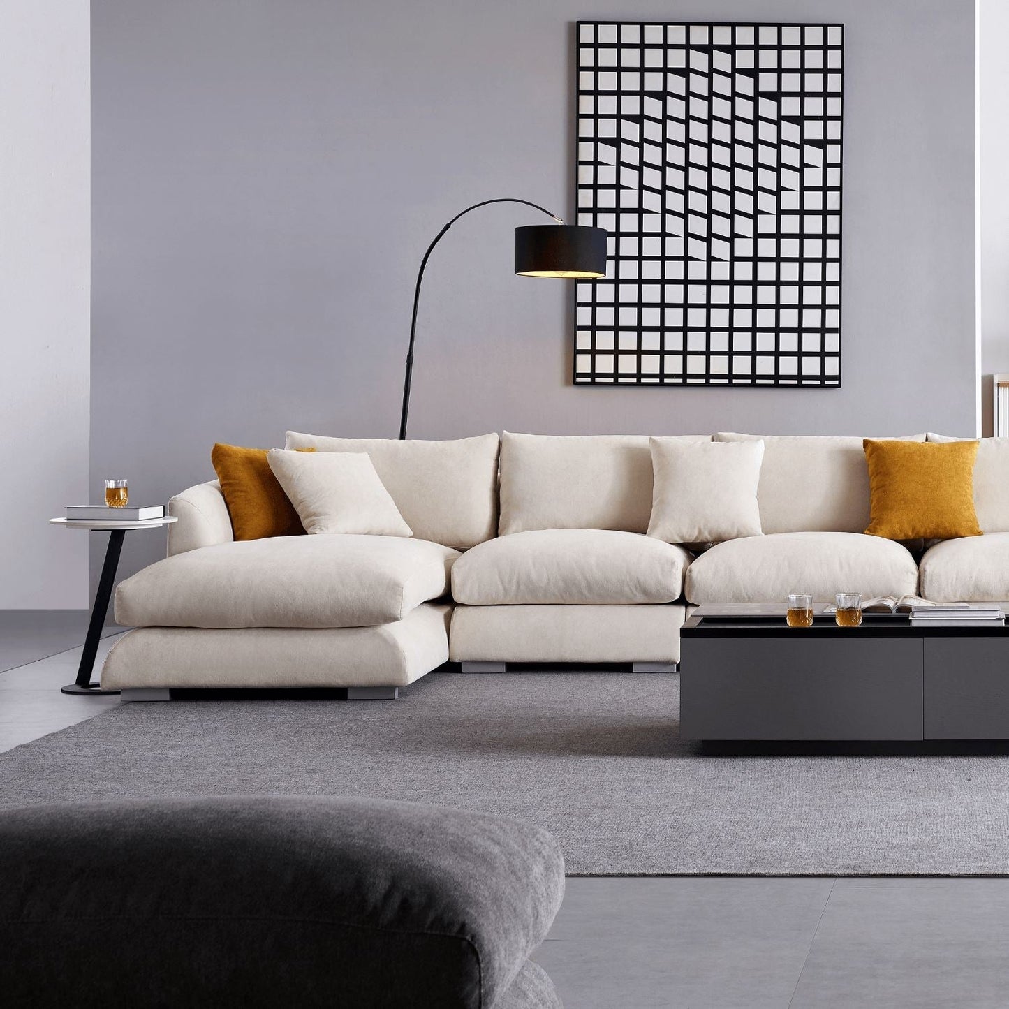 Feathers U-Sectional