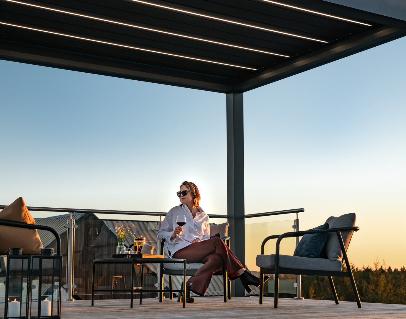 Skydance S2 Pergola