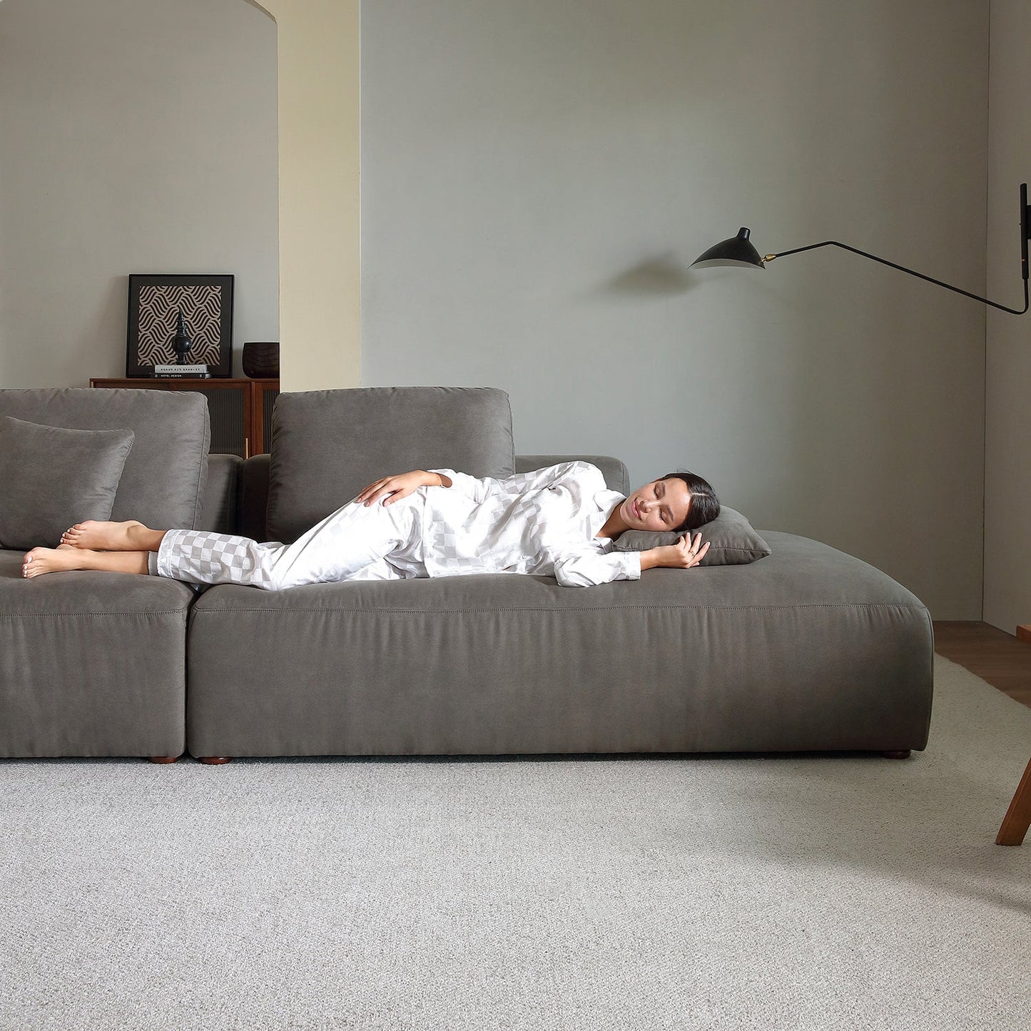 The 5th Lounger