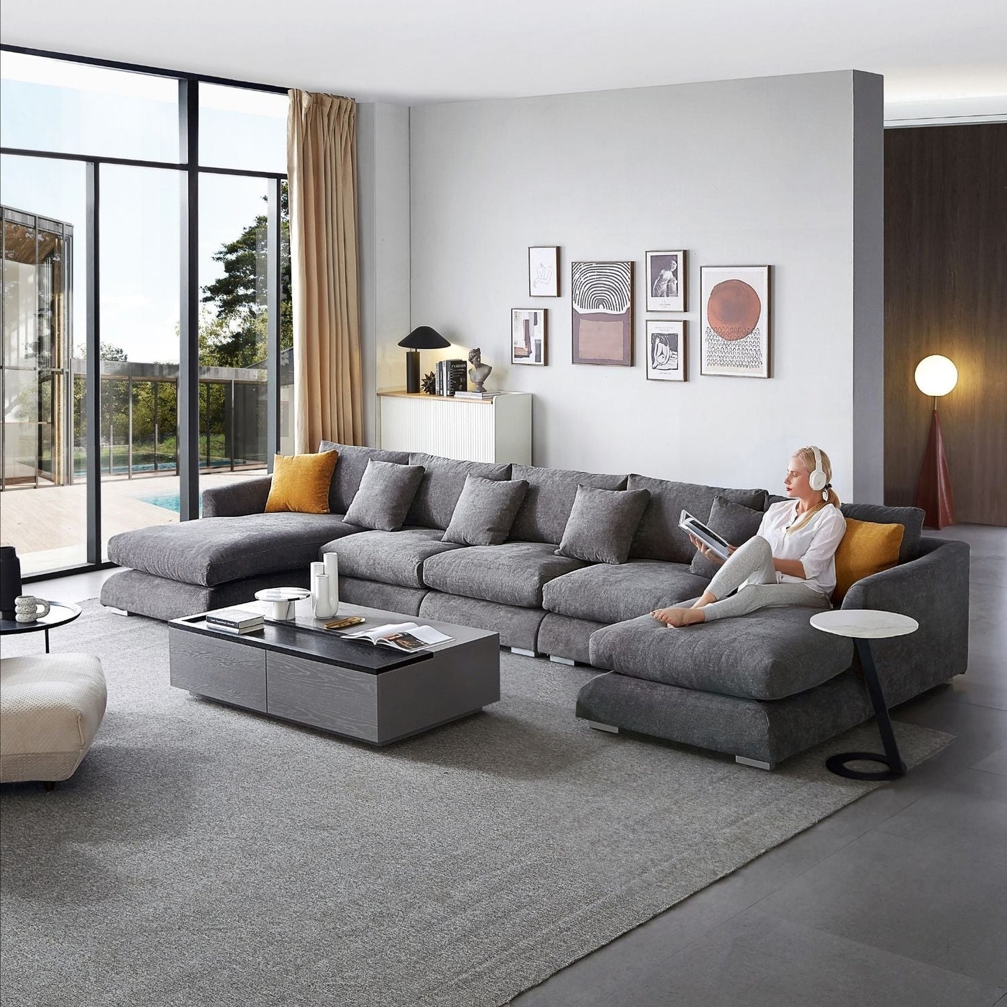 Feathers U-Sectional