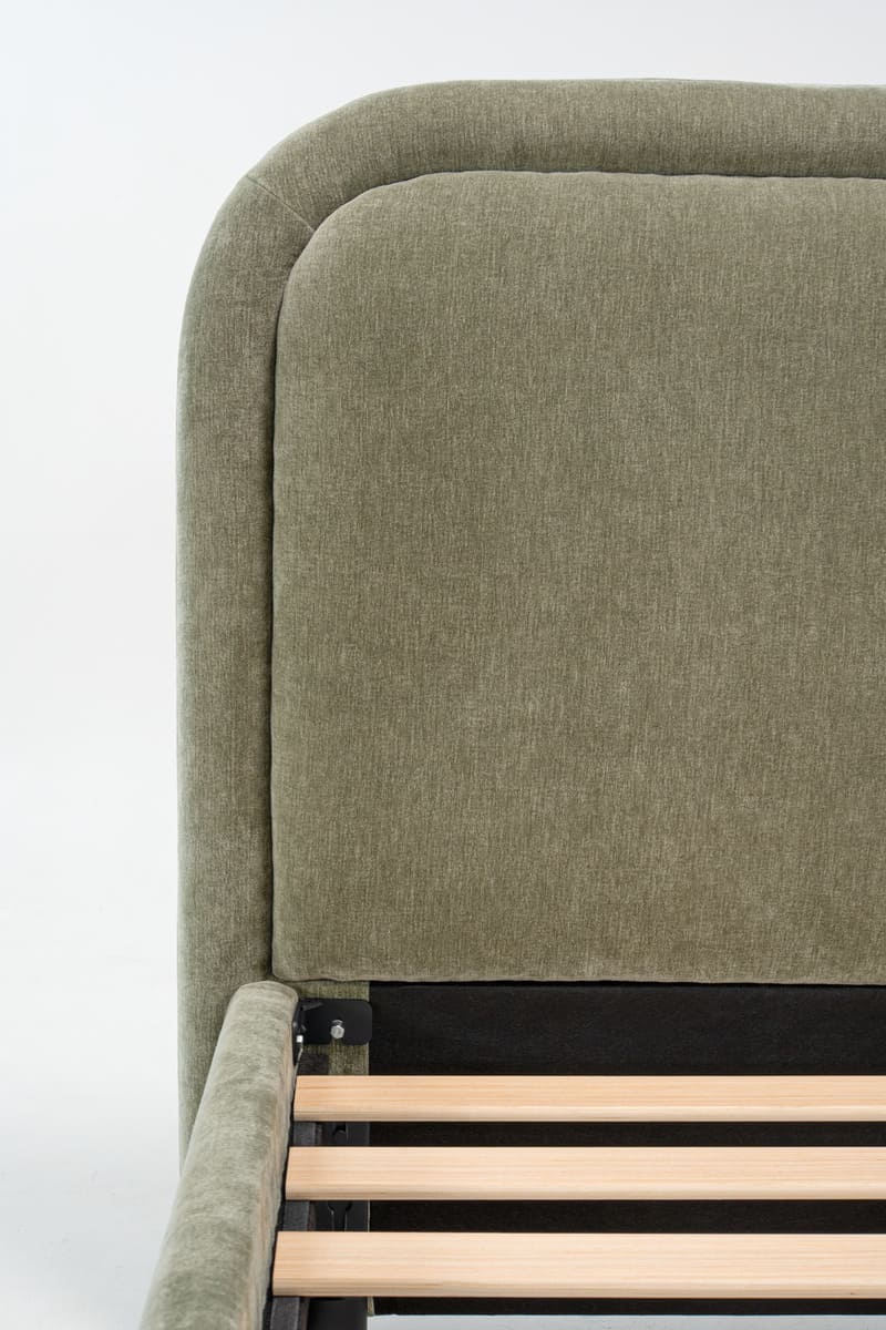 Ivery Bed – Round Headboard