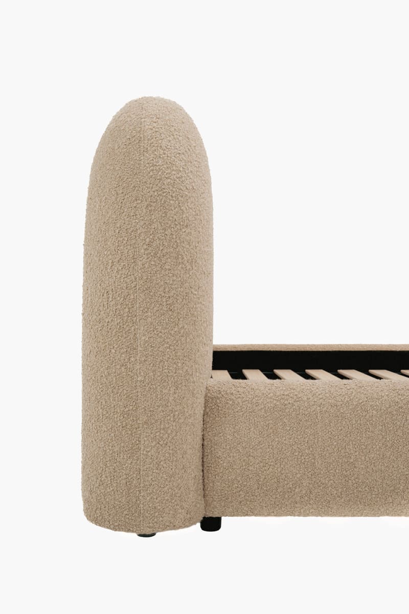 Solana Bed – Curved Boucle Modern