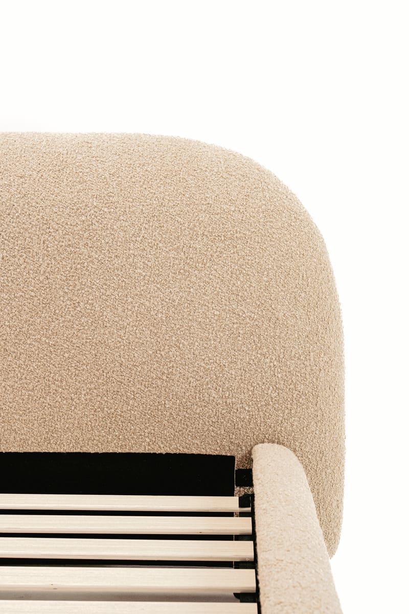 Solana Bed – Curved Boucle Modern