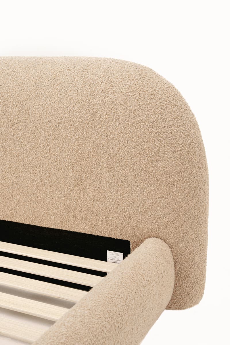 Solana Bed – Curved Boucle Modern
