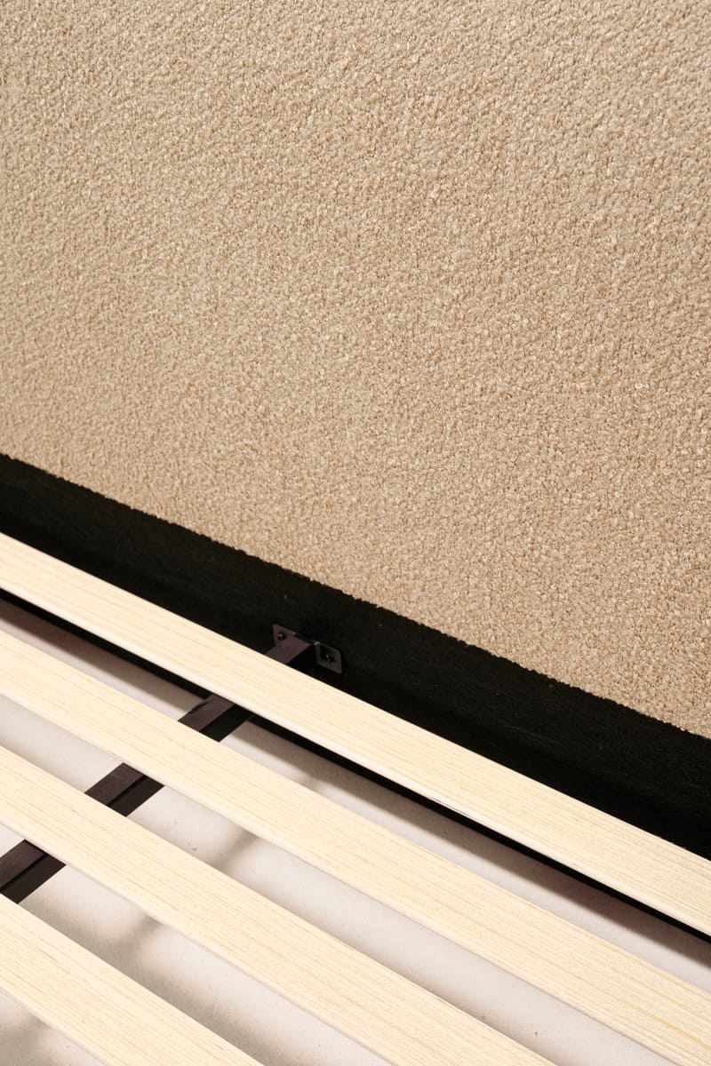 Solana Bed – Curved Boucle Modern